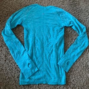 Lululemon Swiftly Tech long sleeve size 4